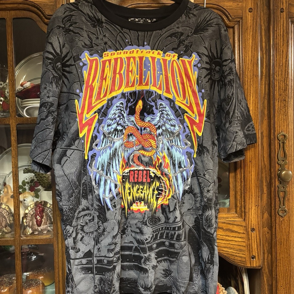 Rebel Vengeance Men's Short Sleeve Graphic T Shirt XL Goth‎ Grunge Y2K Punk